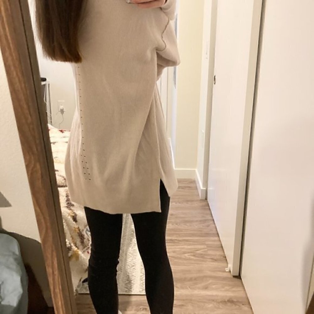 Topshop Wool Blend Taupe Ribbed V-Neck Sweater Size 8 - Picture 2 of 9